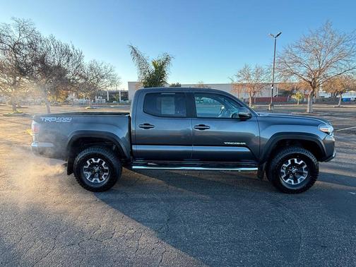 2022 Toyota Tacoma TRD Off Road