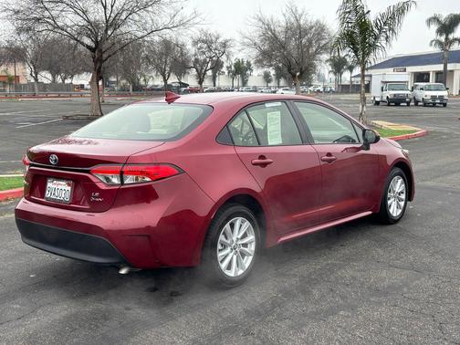 2025 Toyota Corolla Hybrid LE