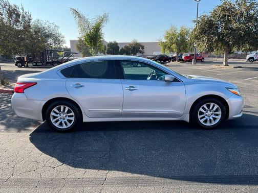 2017 Nissan Altima 2.5 S