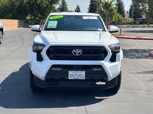 2025 Toyota Tacoma SR5