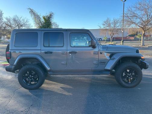 2022 Jeep Wrangler Unlimited Sahara