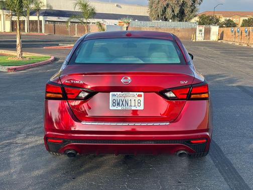 2021 Nissan Altima 2.5 SV