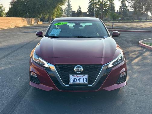 2021 Nissan Altima 2.5 SV