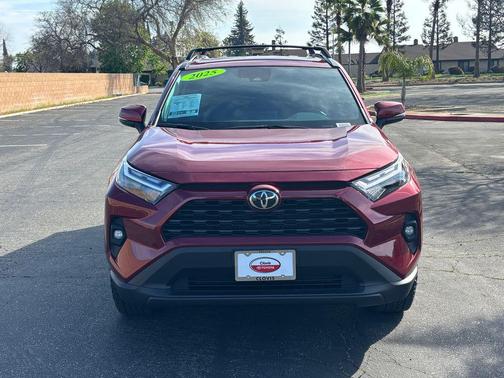 2025 Toyota RAV4 Hybrid XLE Premium