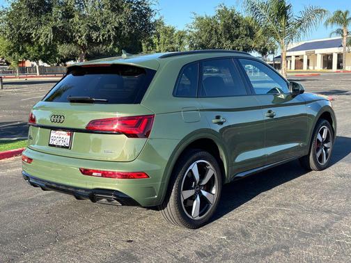 District Green Metallic 2024 Audi Q5 45 S line Premium Plus
