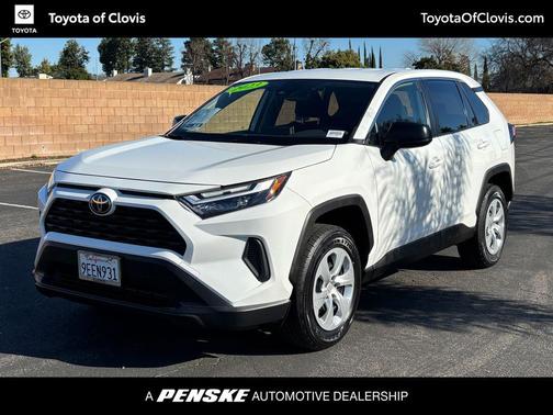 2023 Toyota RAV4 LE