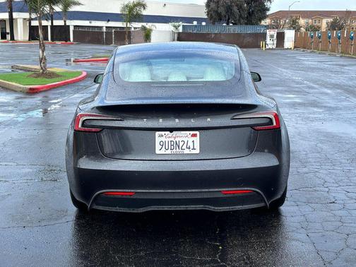 2025 Tesla Model 3 Long Range