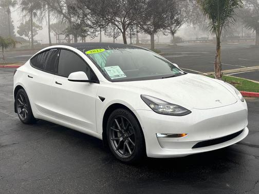 2022 Tesla Model 3 Long Range