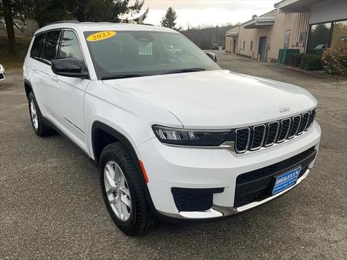 2023 Jeep Grand Cherokee L Laredo 4x4