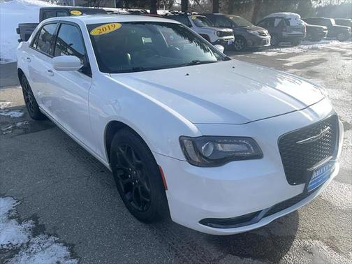 2019 Chrysler 300 300S AWD
