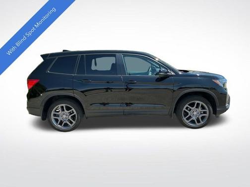 Crystal Black Pearl 2023 Honda Passport