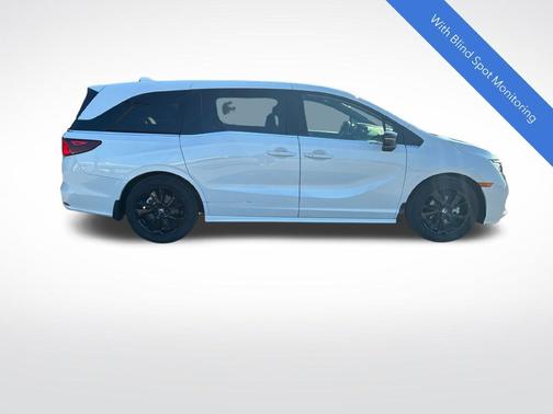 Platinum White Pearl 2024 Honda Odyssey