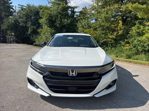 2022 Honda Accord Hybrid 
