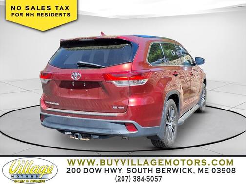 Salsa Red Pearl 2018 Toyota Highlander SE