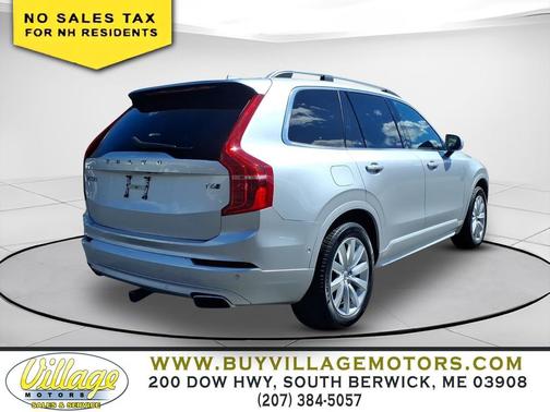 Bright Silver Metallic 2018 Volvo XC90 T6 Momentum