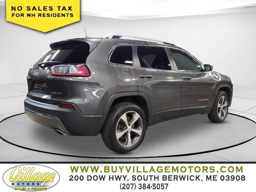 Granite Crystal Metallic Clearcoat 2019 Jeep Cherokee Limited