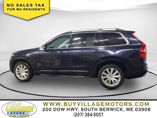 2016 Volvo XC90 T6 Momentum