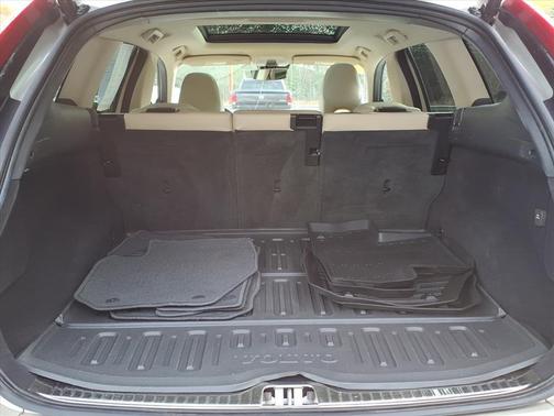2017 Volvo XC60 T5 Inscription