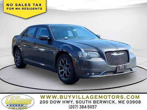 Granite Crystal Metallic Clear Coat 2016 Chrysler 300 S