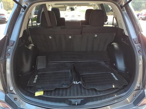 2017 Toyota RAV4 Hybrid XLE
