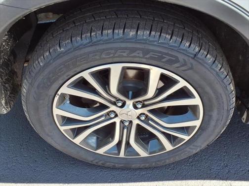 2017 Mitsubishi Outlander ES