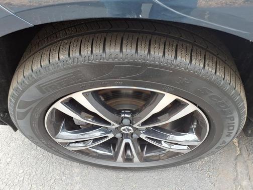 2020 Volvo XC60 T5 Momentum