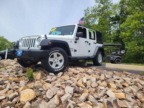 Bright White Clearcoat 2018 Jeep Wrangler JK Unlimited Sport