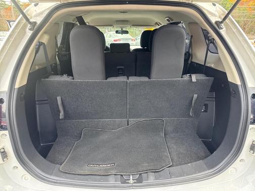 2017 Mitsubishi Outlander SE