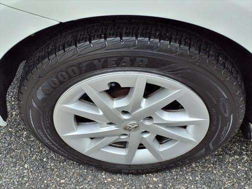 2012 Toyota Prius v Two