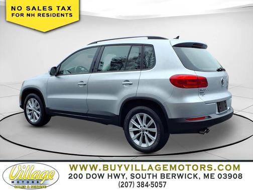 Reflex Silver Metallic 2018 Volkswagen Tiguan Limited 2.0T 4MOTION