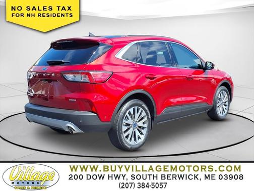 Rapid Red Metallic Tinted Clearcoat 2020 Ford Escape Titanium