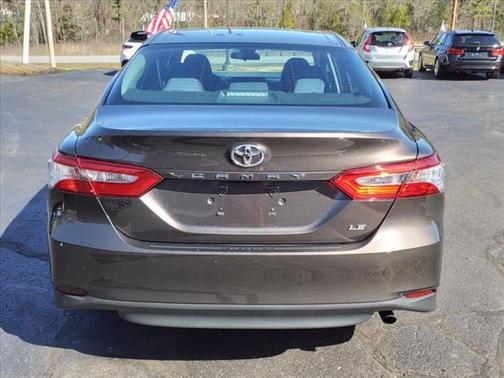2018 Toyota Camry LE