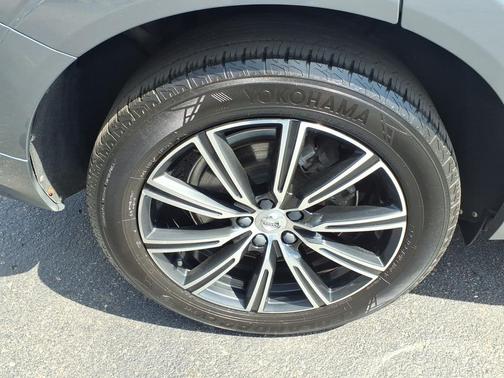 Osmium Grey Metallic 2019 Volvo XC60 T6 Inscription