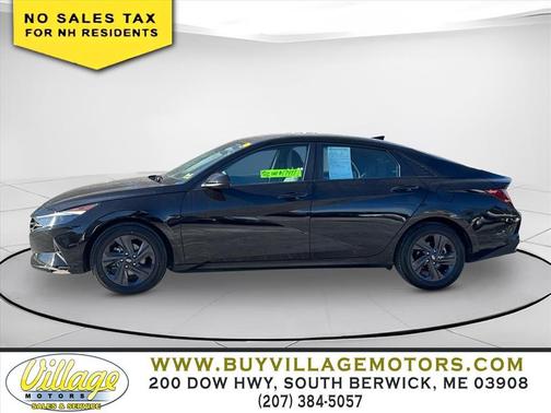 2023 Hyundai ELANTRA SEL