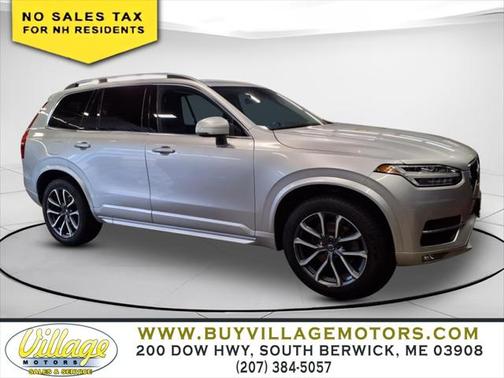 2017 Volvo XC90 T5 Momentum
