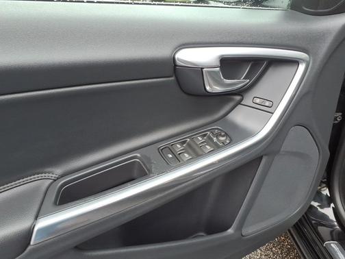 Black Stone 2015 Volvo V60 T5 Platinum