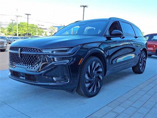 2025 Lincoln Nautilus Reserve