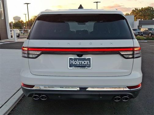 2025 Lincoln Aviator Premiere