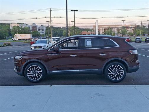 2019 Lincoln Nautilus Reserve