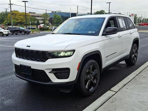 2023 Jeep Grand Cherokee Altitude