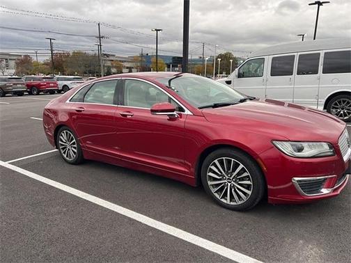 2017 Lincoln MKZ Base