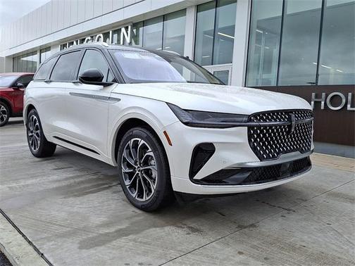 2025 Lincoln Nautilus Reserve