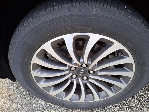 2023 Lincoln Aviator Standard AWD