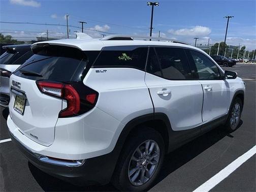2022 GMC Terrain SLT