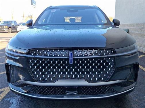 2025 Lincoln Nautilus Reserve