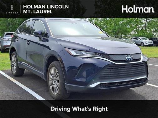 2022 Toyota Venza XLE