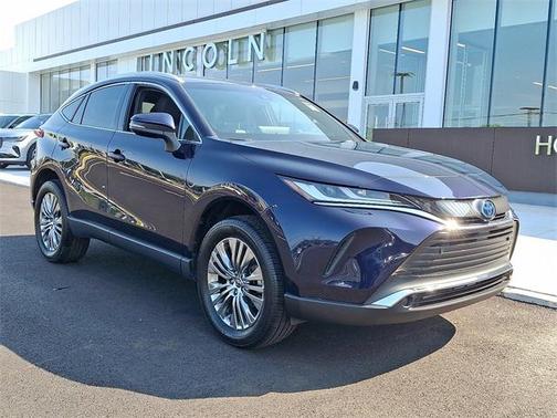 2022 Toyota Venza XLE