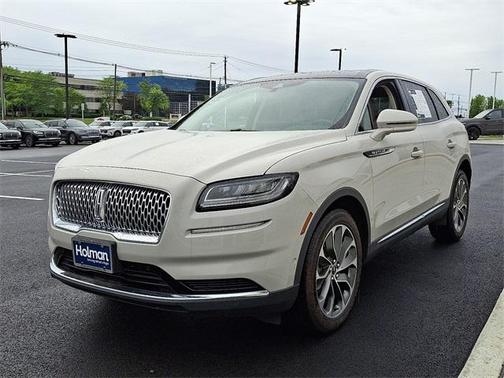 2022 Lincoln Nautilus Reserve