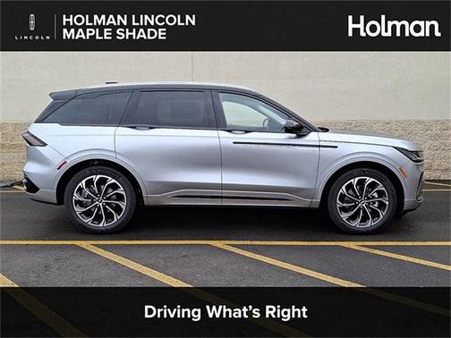 2025 Lincoln Nautilus Reserve