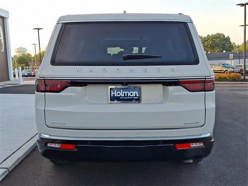 2022 Jeep Wagoneer Series III 4x4